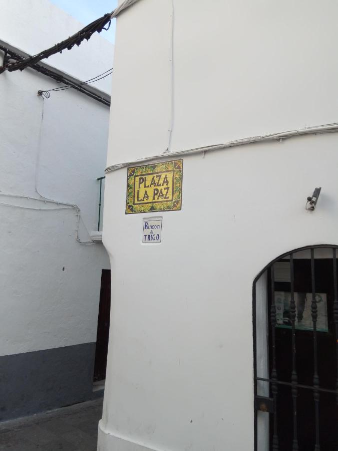 טריפה Carola Guesthouse מראה חיצוני תמונה