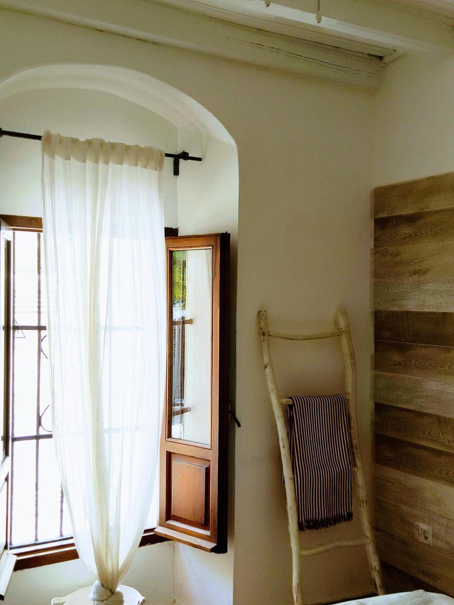 טריפה Carola Guesthouse מראה חיצוני תמונה
