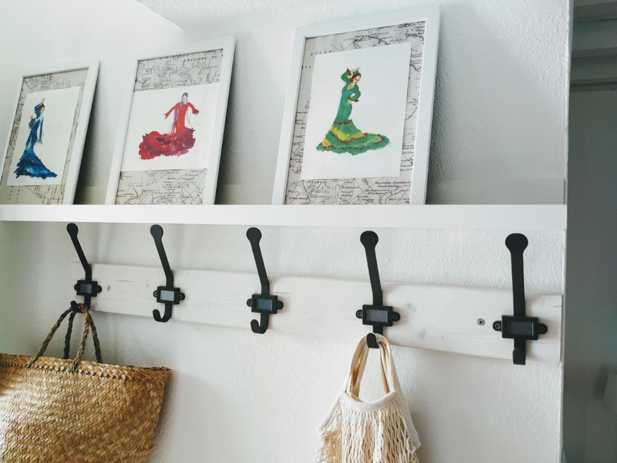 טריפה Carola Guesthouse מראה חיצוני תמונה
