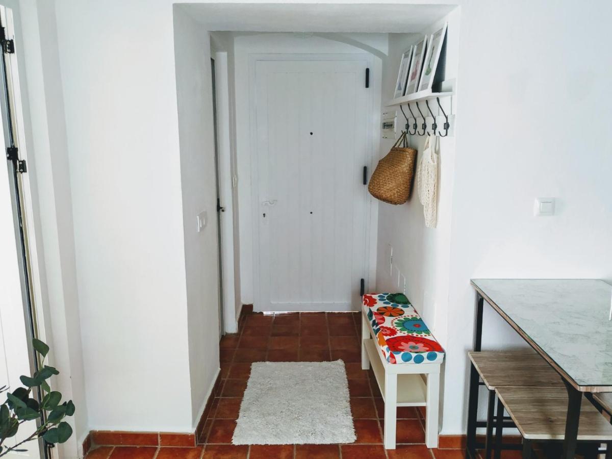 טריפה Carola Guesthouse מראה חיצוני תמונה
