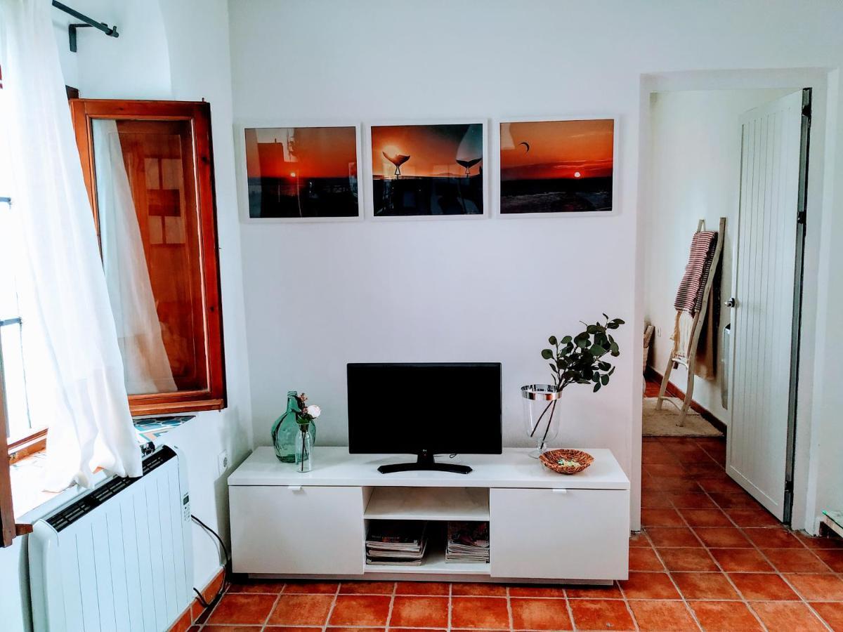 טריפה Carola Guesthouse מראה חיצוני תמונה