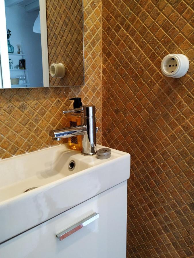 טריפה Carola Guesthouse מראה חיצוני תמונה