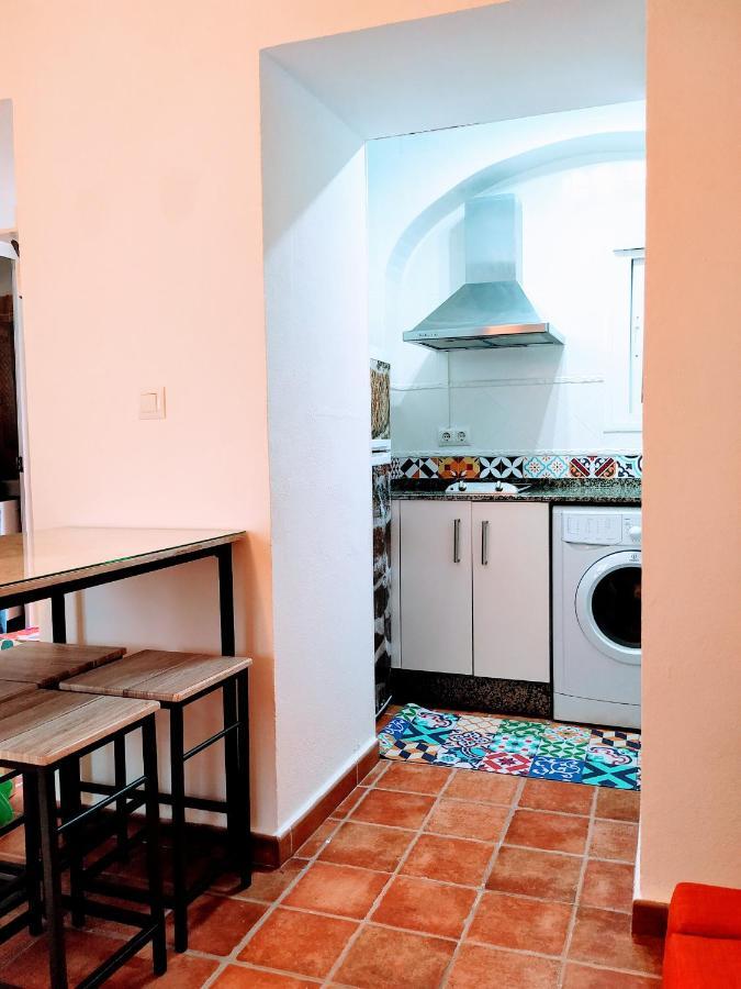 טריפה Carola Guesthouse מראה חיצוני תמונה