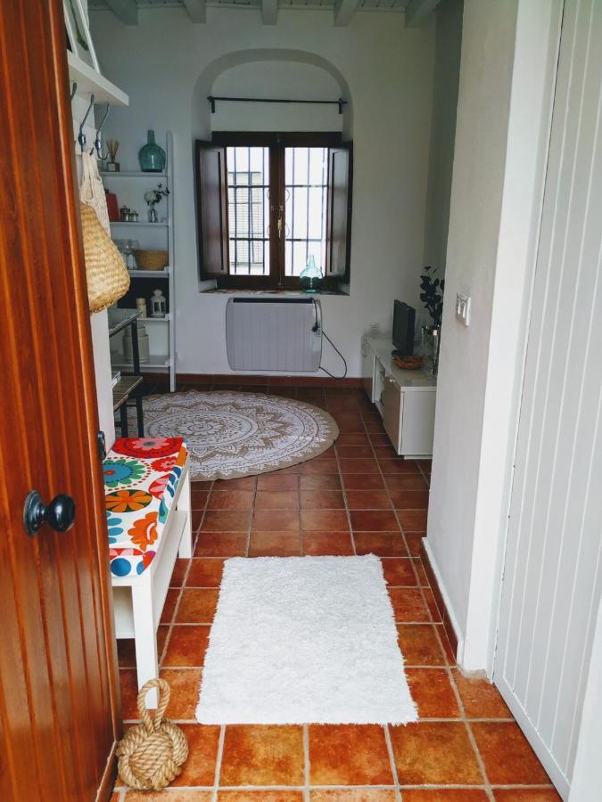 טריפה Carola Guesthouse מראה חיצוני תמונה
